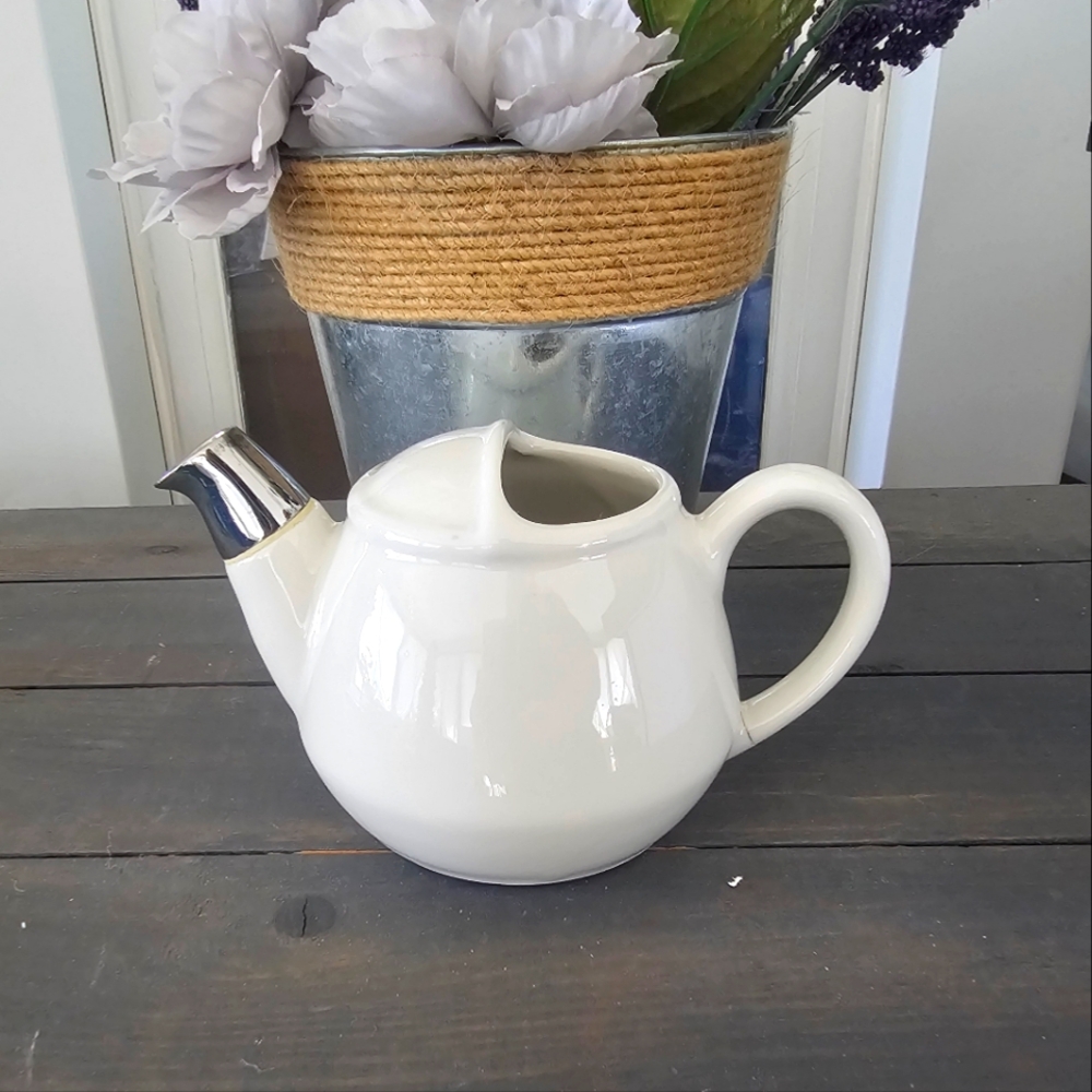 Vintage Hall London chrome tip teapot